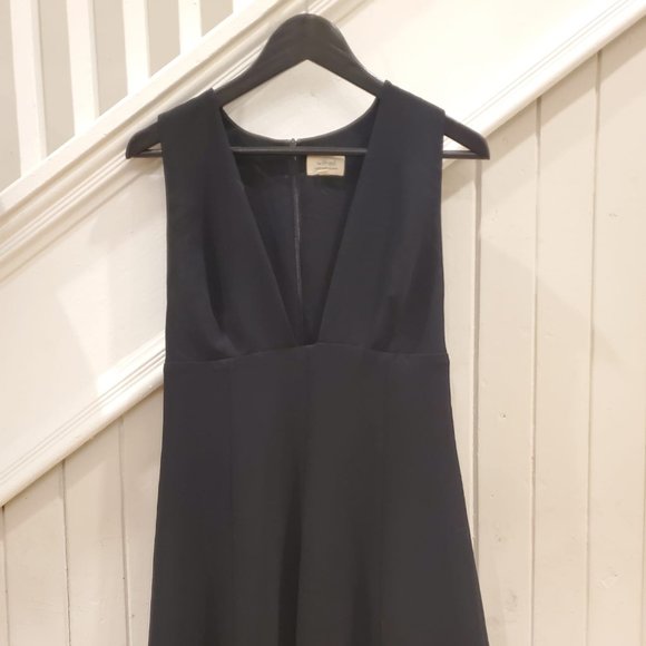 Wilfred Black Party Dress - Size 2 - Picture 1 of 3